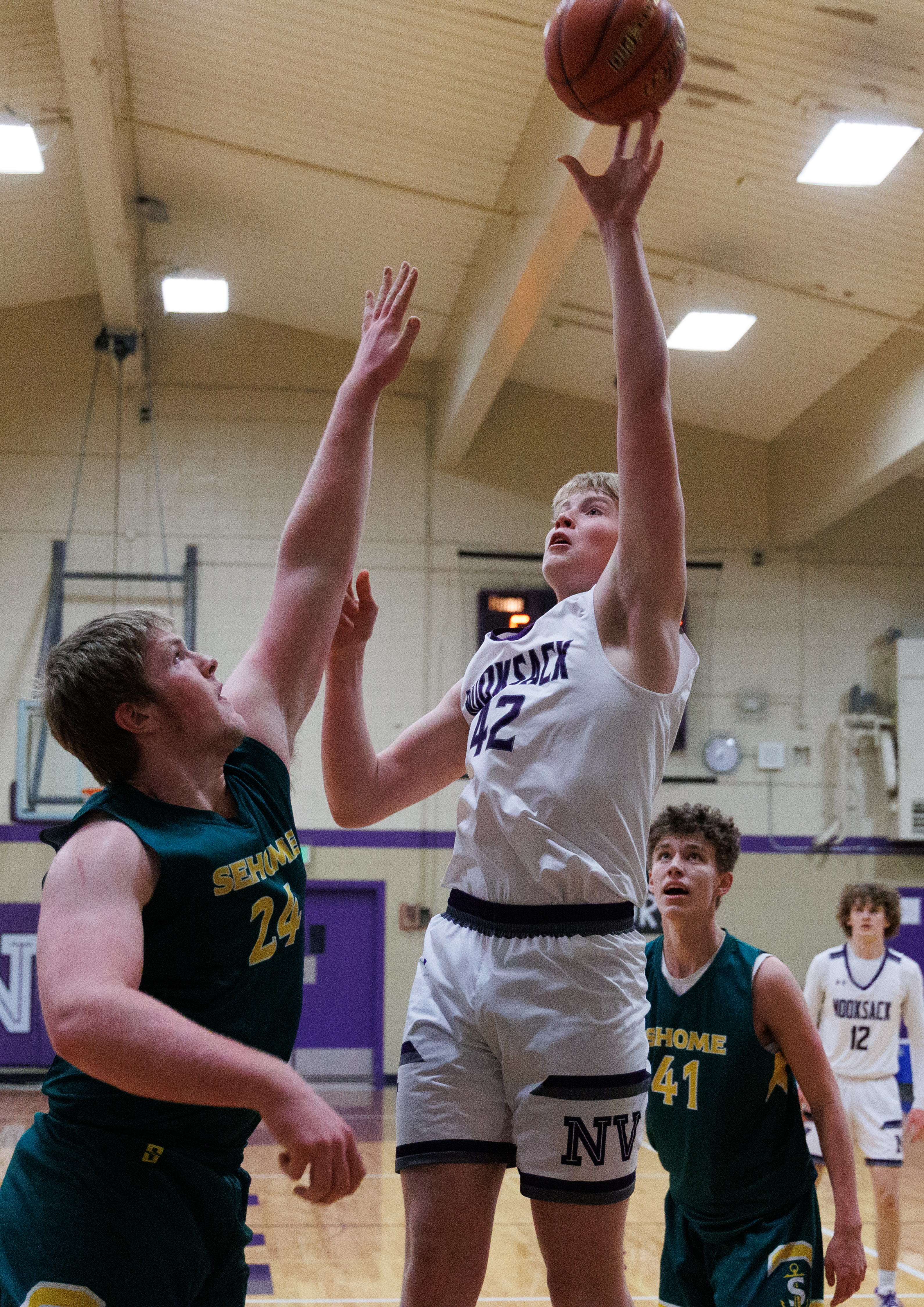 Sehome downs Nooksack Valley for 13th win