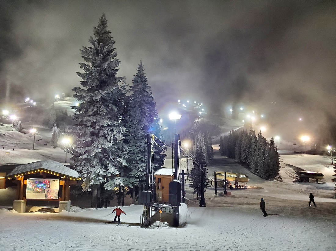 Stevens Pass, a longtime Puget Sound-area snow sports hotspot, has struggled to maintain traditional services under corporate ownership, many customers say.