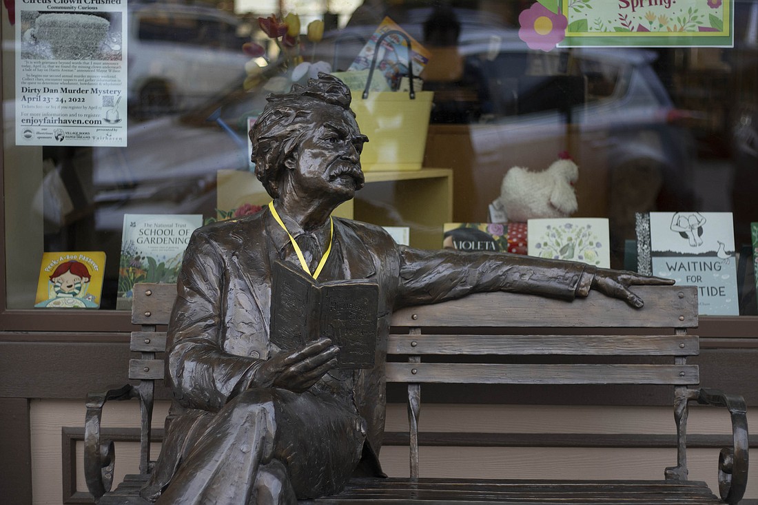 Sculpted by artist Gary Lee Price and installed in May 2018, Fairhaven's Mark Twain statue represents the author's visit to the historic town in 1895 as part of his North American tour.