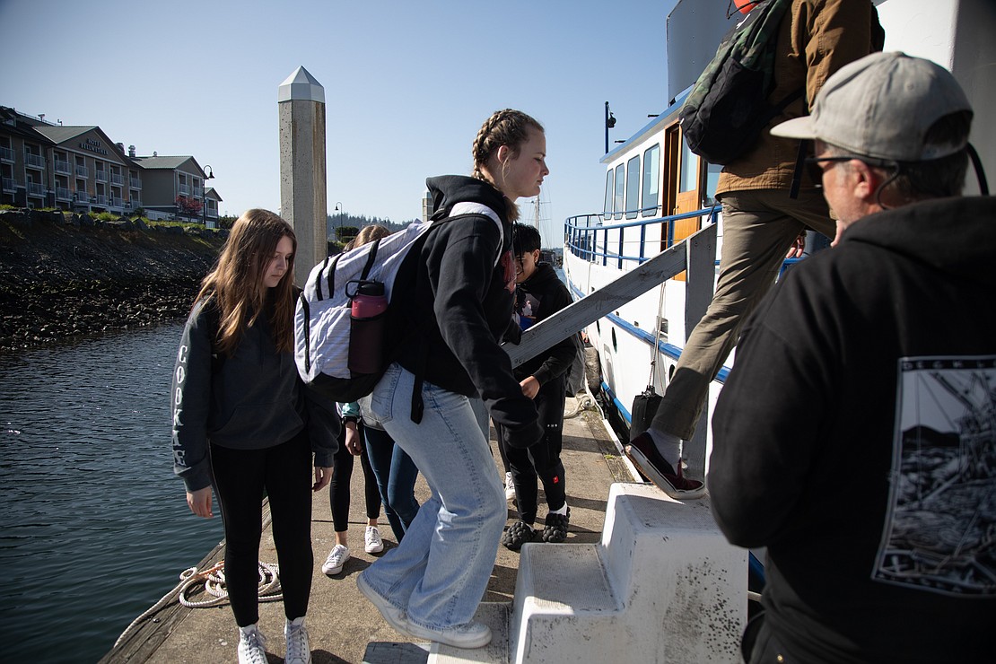 Students board the Snow Goose from Squalicum Harbor.
