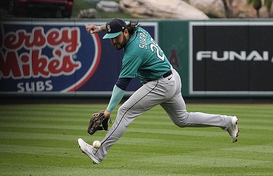 France hits 2 homers, Gilbert goes 8 innings as Mariners edge reeling A's  3-2