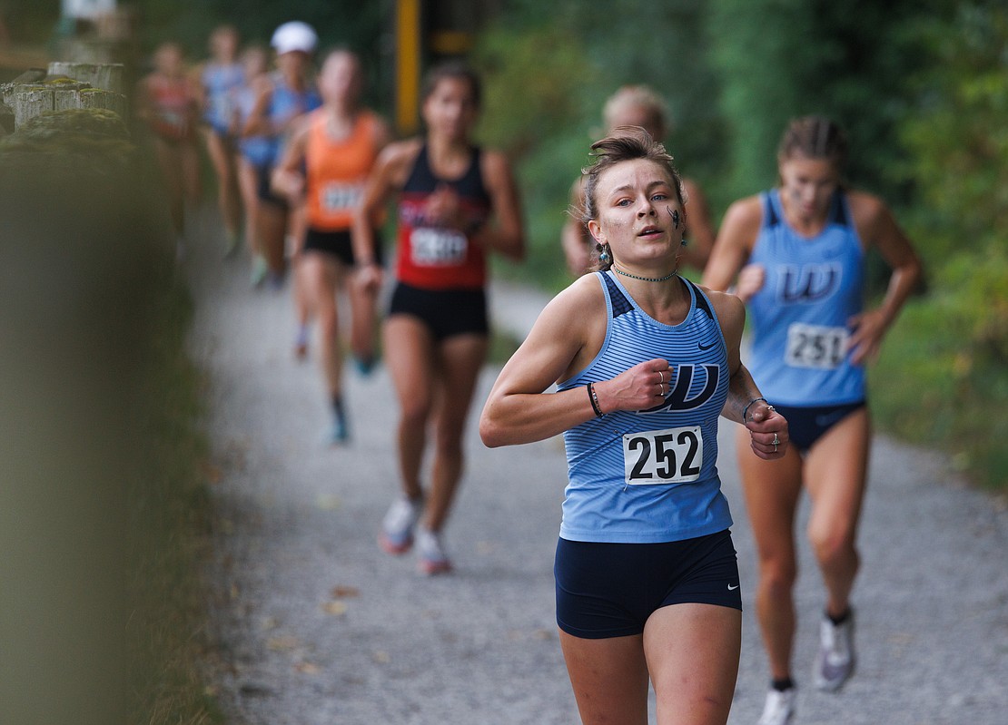 Western Washington University's Ila Davis pushes to the finish line.